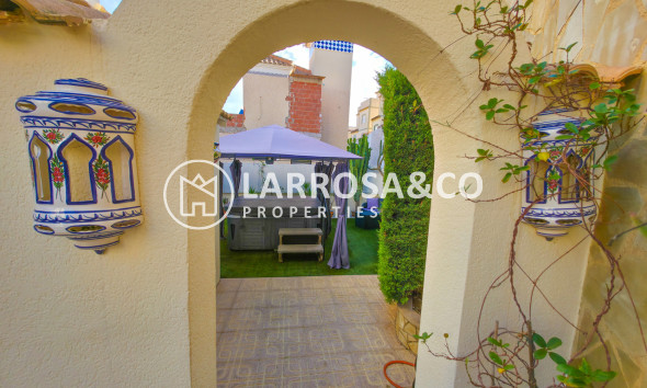 Herverkoop - Villa - Villamartín - Costa Blanca