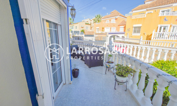 Herverkoop - Villa - Villamartín - Costa Blanca