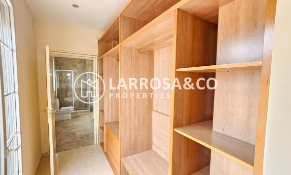 Вторичный рынок - Дом - Cabo Roig