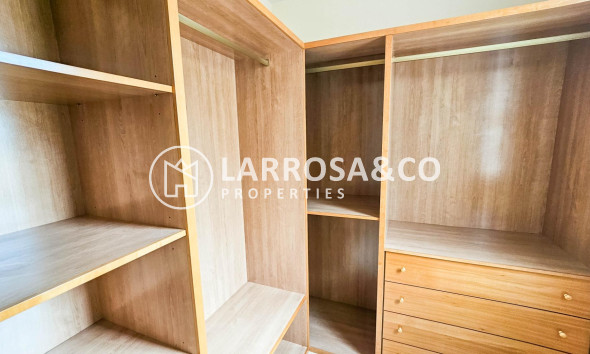 Вторичный рынок - Дом - Cabo Roig