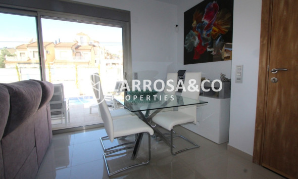 Resale - Detached House/Villa - Villamartín - El Galan