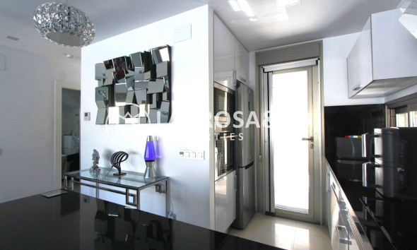 Resale - Detached House/Villa - Villamartín - El Galan