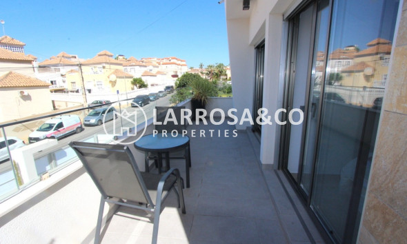 Resale - Detached House/Villa - Villamartín - El Galan