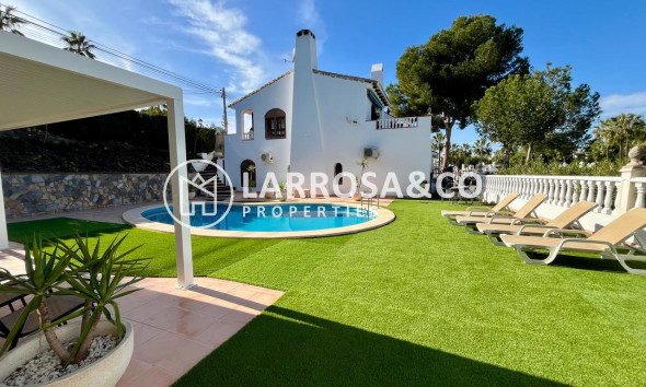 Resale - Detached House/Villa - Villamartín - Costa Blanca