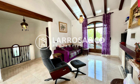 Resale - Detached House/Villa - Villamartín - Costa Blanca