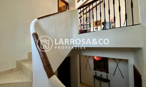 Resale - Detached House/Villa - Villamartín - Costa Blanca