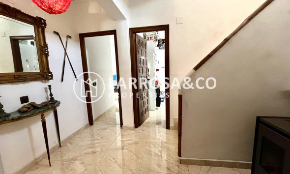 Resale - Detached House/Villa - Villamartín - Costa Blanca