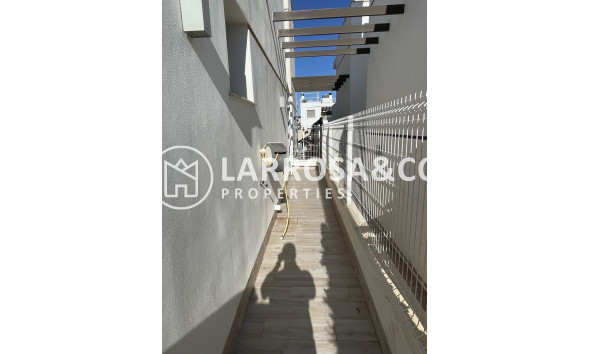 A Vendre - Semi-detached house - Villamartín - Villamartin