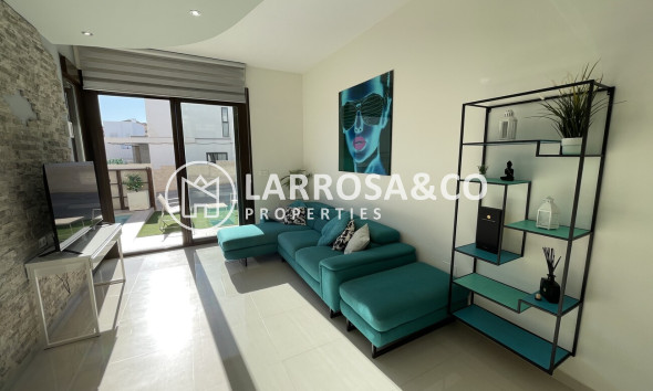 A Vendre - Semi-detached house - Villamartín - Villamartin