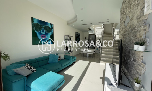 A Vendre - Semi-detached house - Villamartín - Villamartin