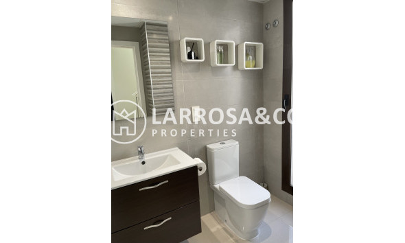 A Vendre - Semi-detached house - Villamartín - Villamartin