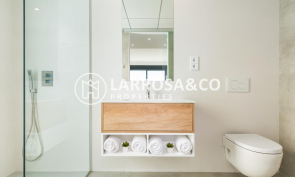new-build-villa-rojales-bathroom-2-on2106