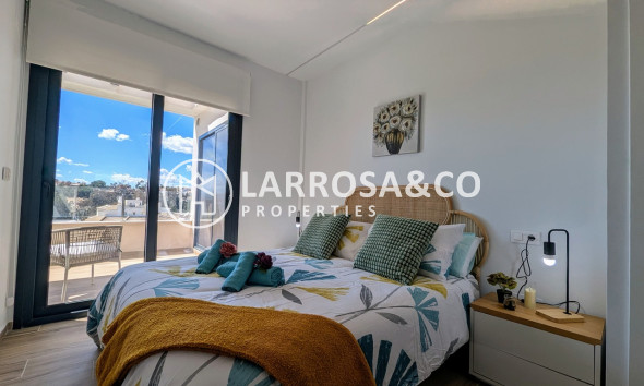 Herverkoop - Penthouse  - Villamartín - Costa Blanca