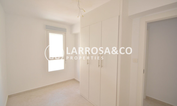 Herverkoop - Apartment - Torrevieja - La Mata
