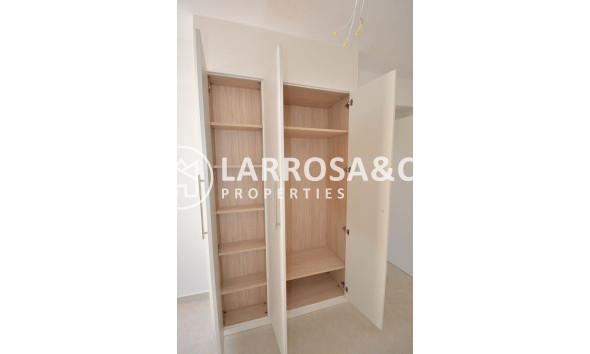 Herverkoop - Apartment - Torrevieja - La Mata