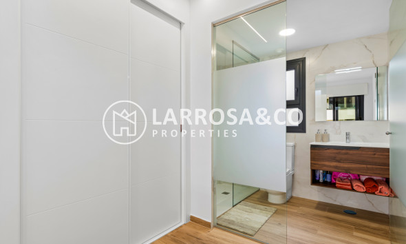 Reventa - Apartamento - Villamartín - Costa Blanca