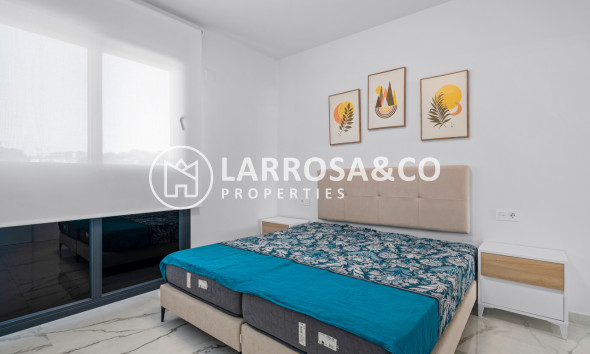 Reventa - Apartamento - Villamartín - Costa Blanca