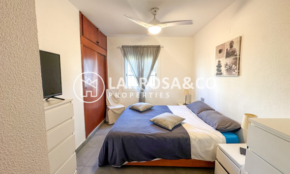 Reventa - Apartamento - Villamartín - Costa Blanca