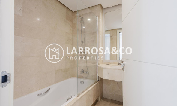 Reventa - Atico - Orihuela costa - Las Colinas Golf