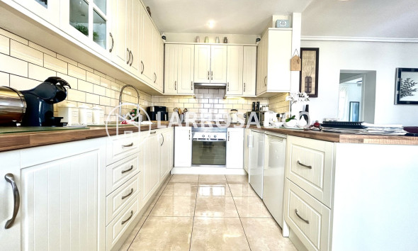 Herverkoop - Villa - Villamartín - Costa Blanca