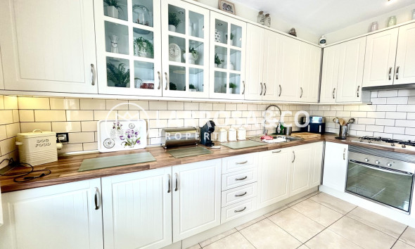 Herverkoop - Villa - Villamartín - Costa Blanca