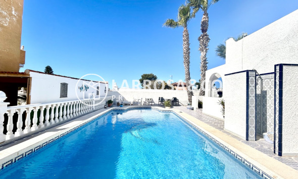 Herverkoop - Villa - Villamartín - Costa Blanca