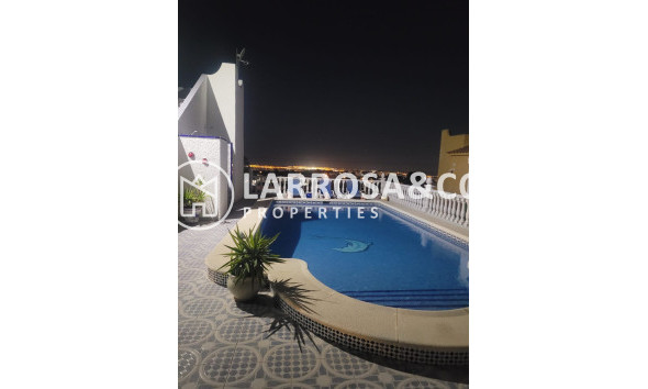 Herverkoop - Villa - Villamartín - Costa Blanca