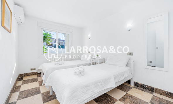 A Vendre - Villa - Dehesa de Campoamor - Costa Blanca