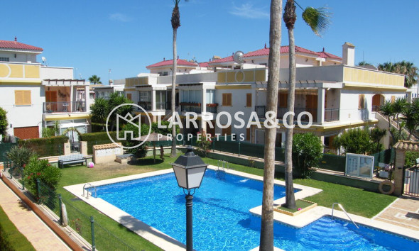 Resale - Apartment - Daya Vieja - Costa Blanca
