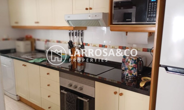 Resale - Apartment - Daya Vieja - Costa Blanca