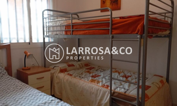 Resale - Apartment - Daya Vieja - Costa Blanca