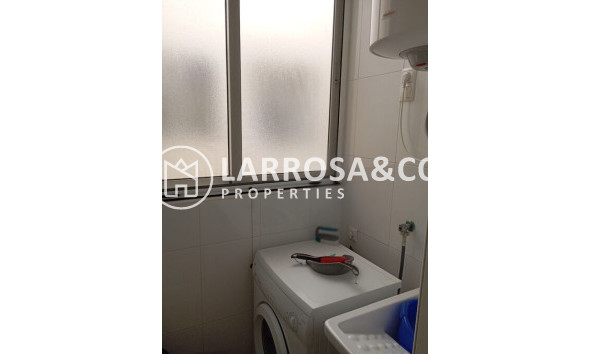 Resale - Apartment - Daya Vieja - Costa Blanca