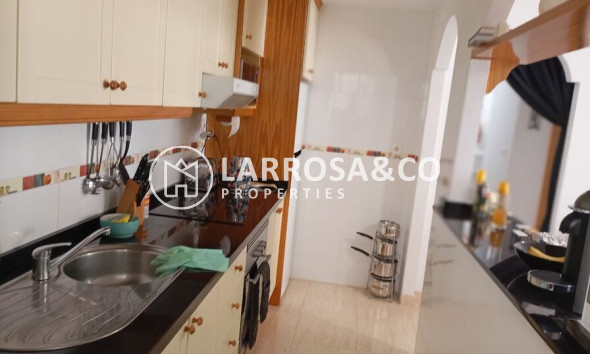 Resale - Apartment - Daya Vieja - Costa Blanca