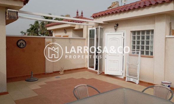 Resale - Apartment - Daya Vieja - Costa Blanca