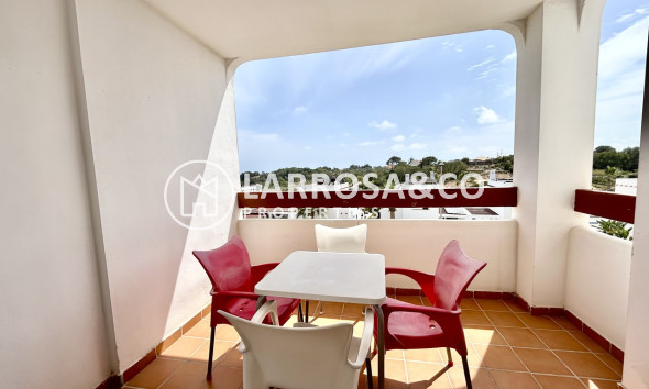 Resale - Apartment - Villamartín - Costa Blanca