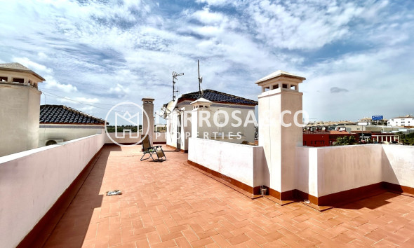Resale - Apartment - Villamartín - Costa Blanca