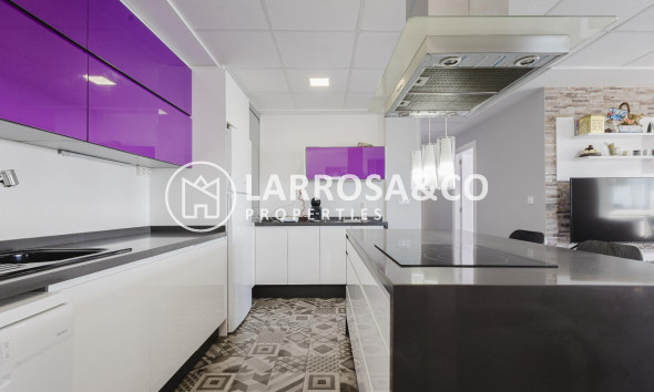 Herverkoop - Apartment - Torrevieja - Playa del Acequión