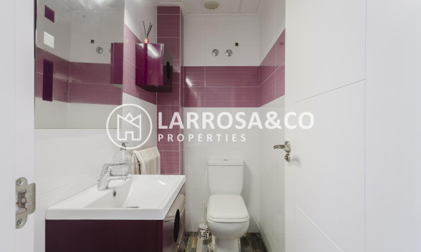 Herverkoop - Apartment - Torrevieja - Playa del Acequión