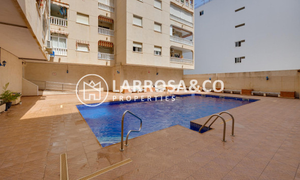 Reventa - Apartamento - Torrevieja - Playa del Acequión