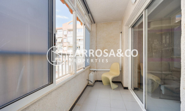 Resale - Apartment - Torrevieja - Playa de Los Locos-Curva del Palangre