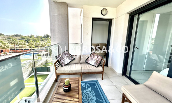 Resale - Apartment - Villamartín - Costa Blanca