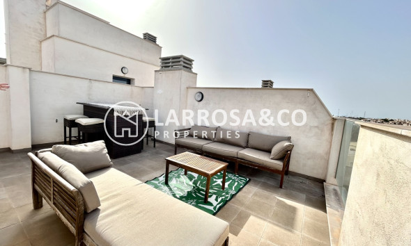 Resale - Apartment - Villamartín - Costa Blanca