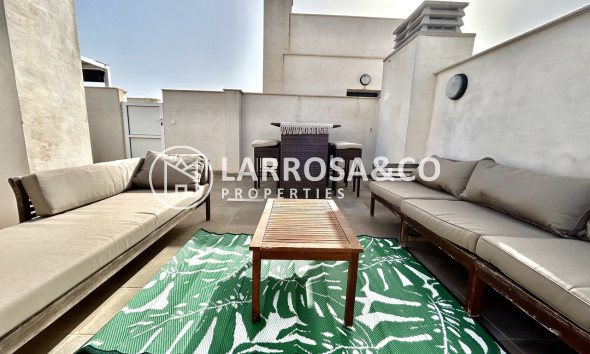 Resale - Apartment - Villamartín - Costa Blanca