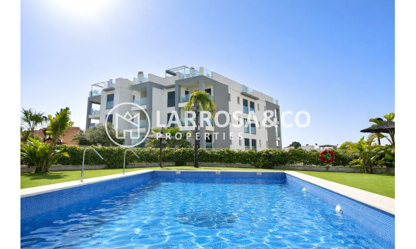 Resale - Apartment - Villamartín - Costa Blanca