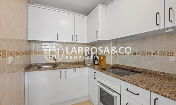 Resale - Apartment - Daya Nueva - Costa Blanca