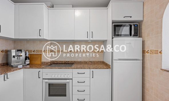 Resale - Apartment - Daya Nueva - Costa Blanca
