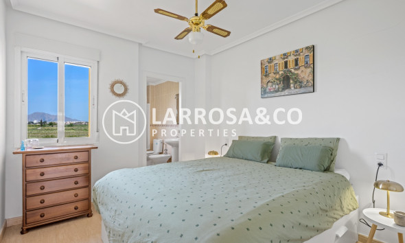 Resale - Apartment - Daya Nueva - Costa Blanca