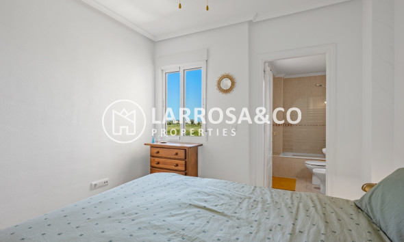 Resale - Apartment - Daya Nueva - Costa Blanca