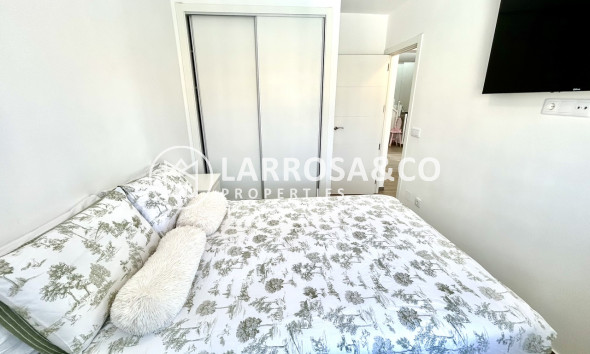 Resale - Detached House/Villa - Villamartín - Costa Blanca