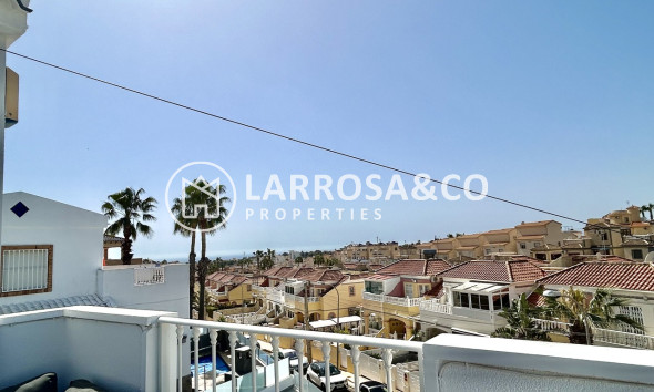 Resale - Detached House/Villa - Villamartín - Costa Blanca